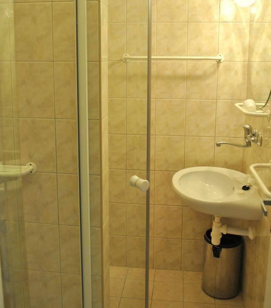 Hotel Harrachov Inn Dış mekan fotoğraf