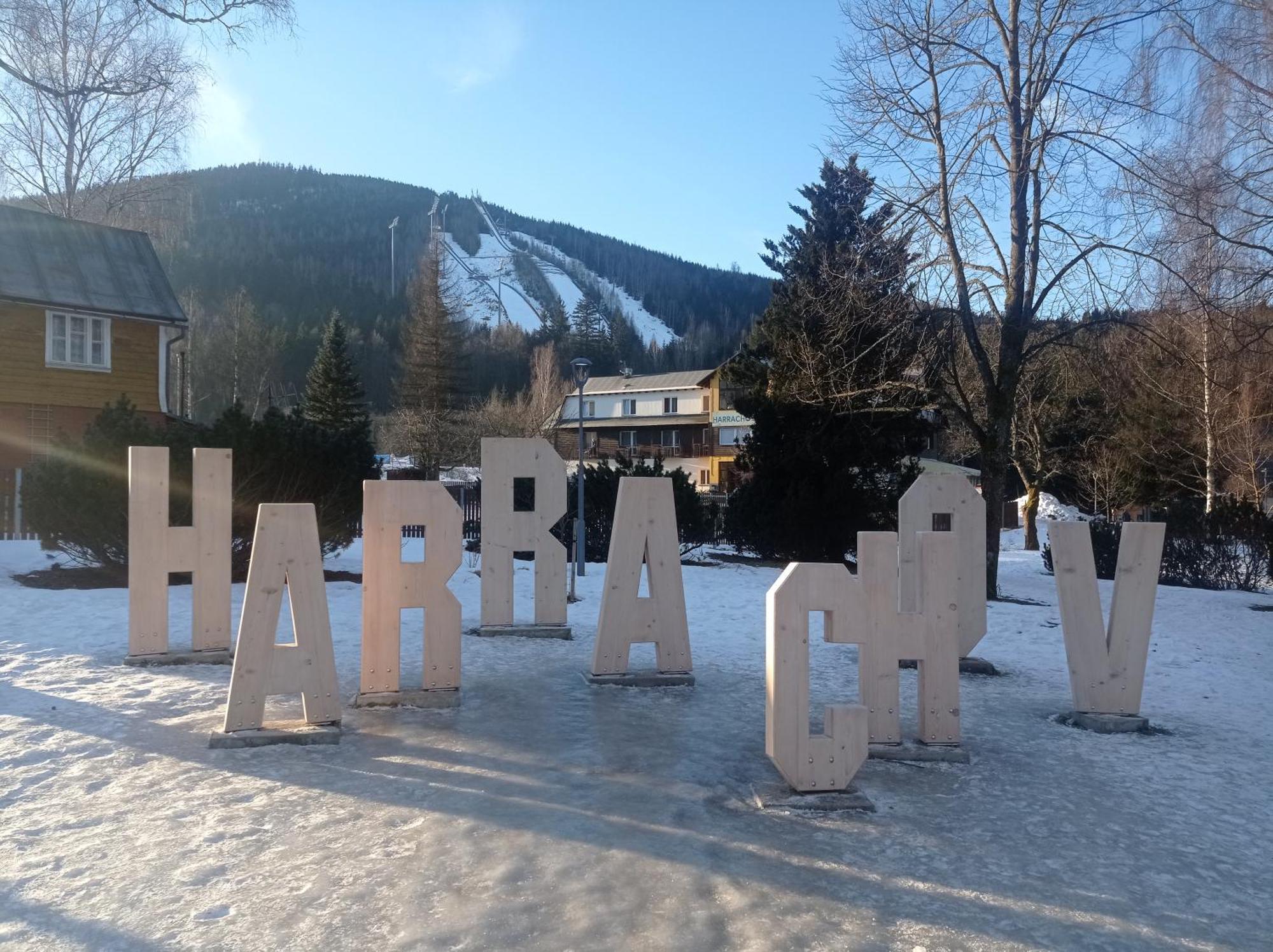 Hotel Harrachov Inn Dış mekan fotoğraf